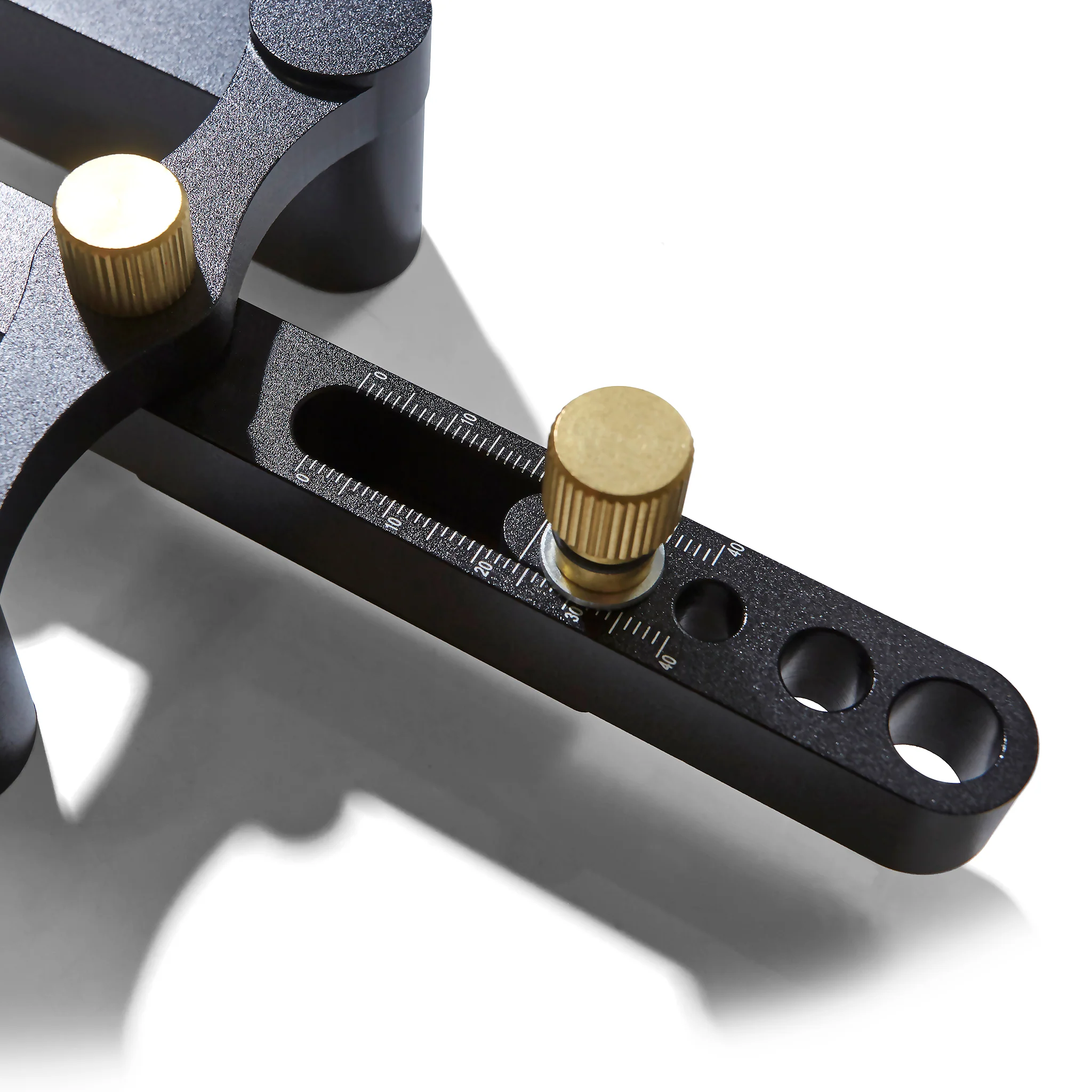 Self-Centering Dowel Jig - Image 4